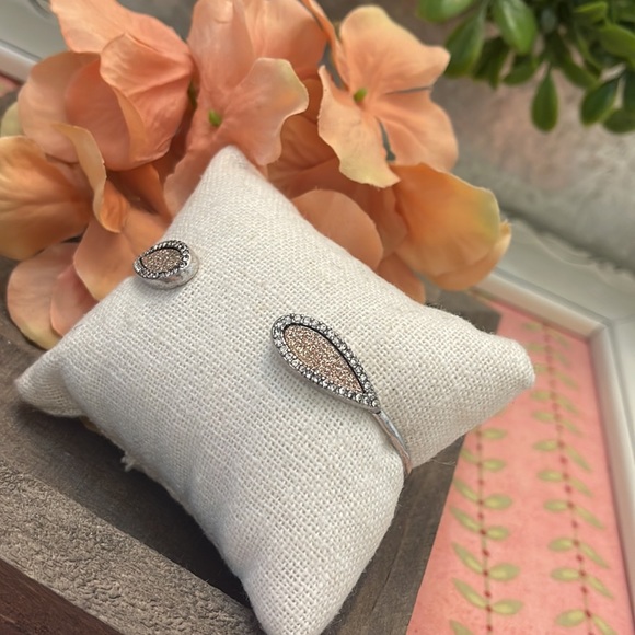 JBloom Bracelet with Rhinestones - Picture 2 of 4